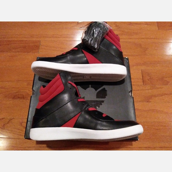 Rocawear Renaissance Designer Sneakers Black and Red Rare Sz. 10 Vintage DS New - Picture 7 of 13